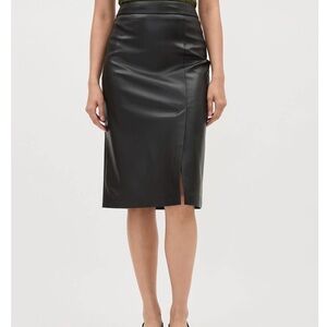 BNWT RW&Co. Faux Leather Pencil Skirt Size 14